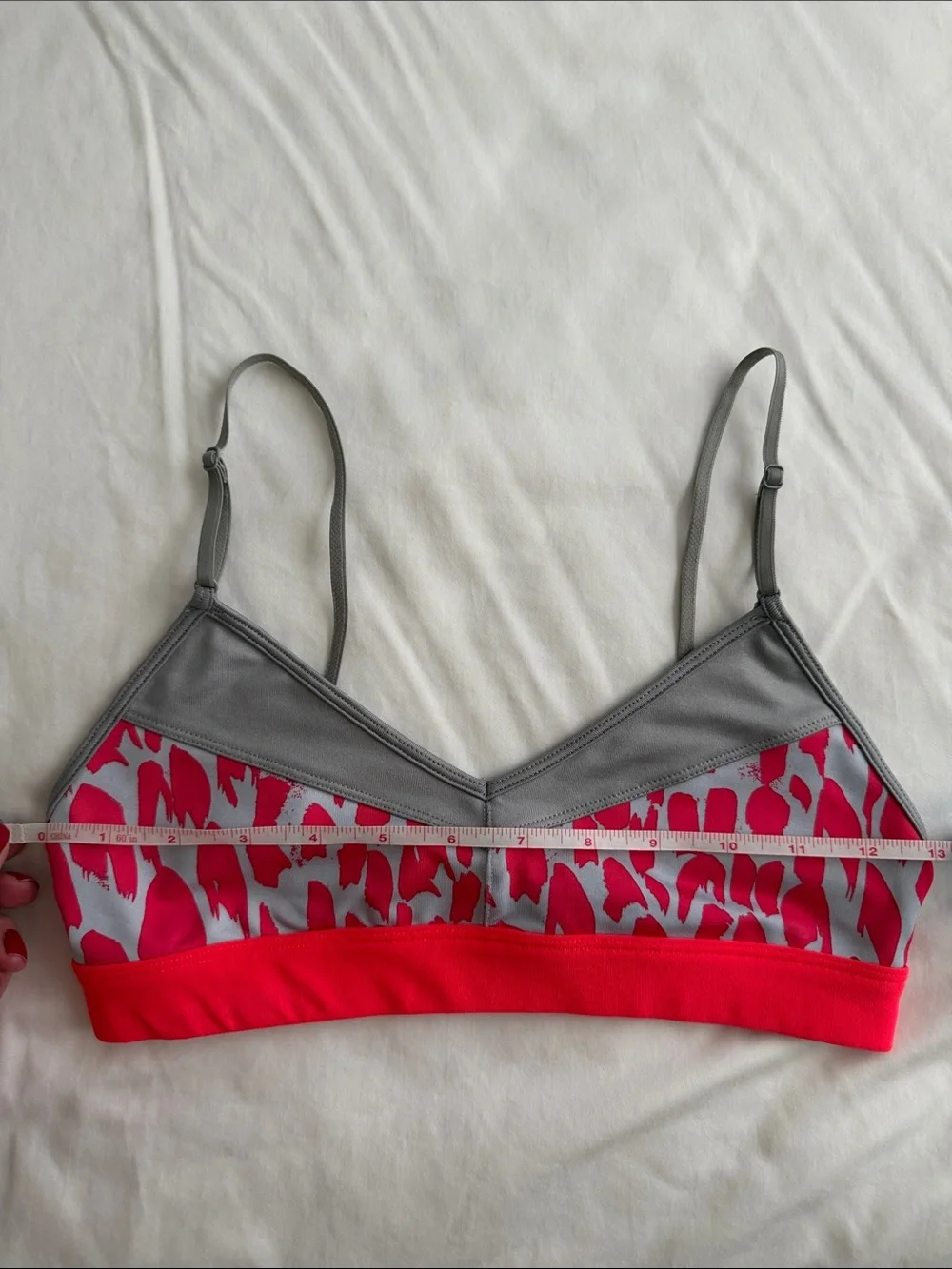 ALO Yoga Neon Pink Leopard Bralette EUC